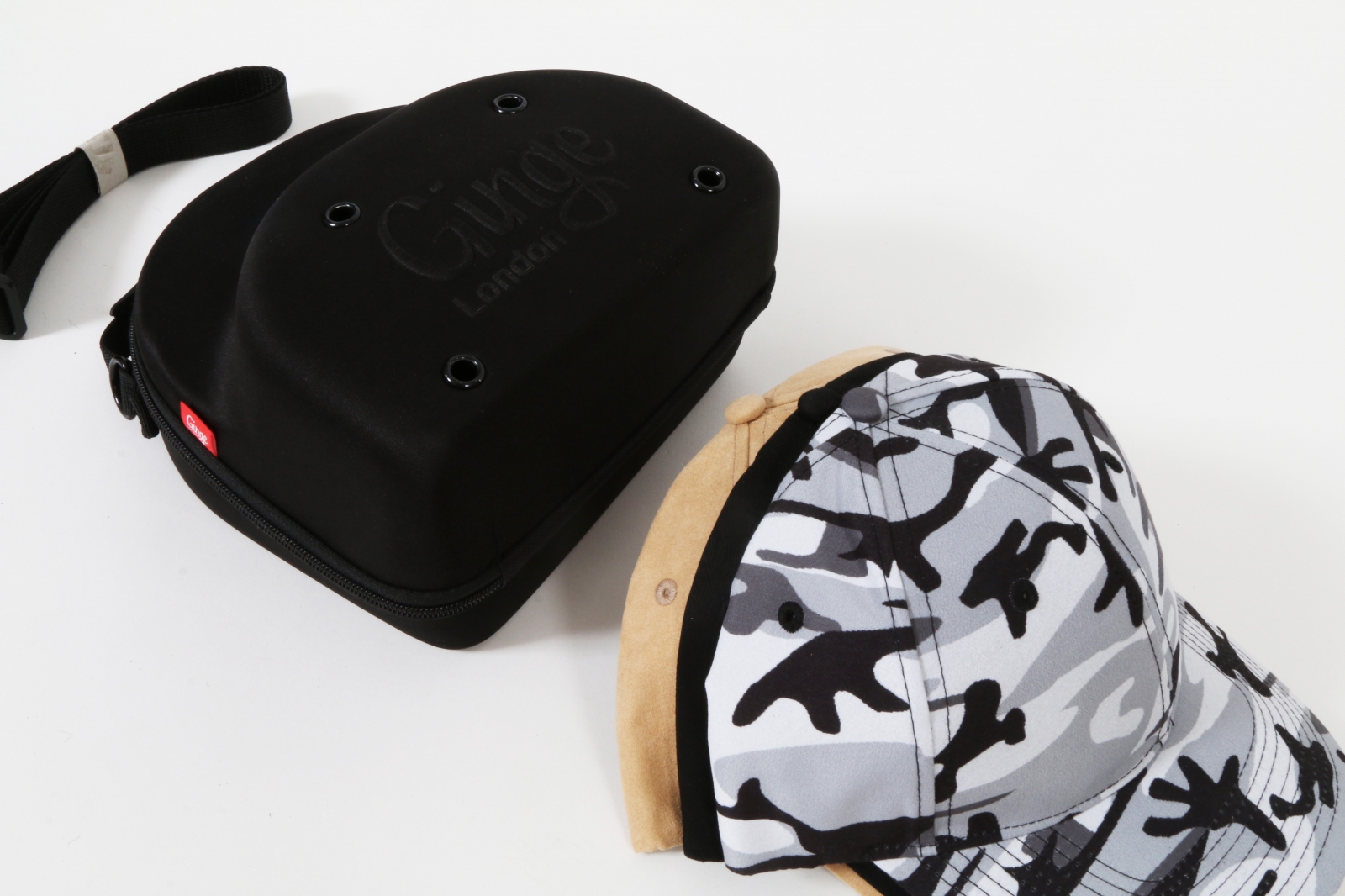 Cap Carry Case With All 3 Baseball Caps Accessories